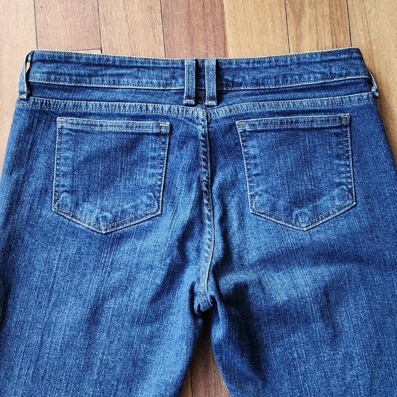 Garnet Hill Medium Wash Boot Cut Jeans Size 6 - Picture 14 of 16